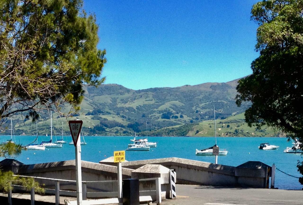 Bruce Waterfront Apartments Akaroa Buitenkant foto